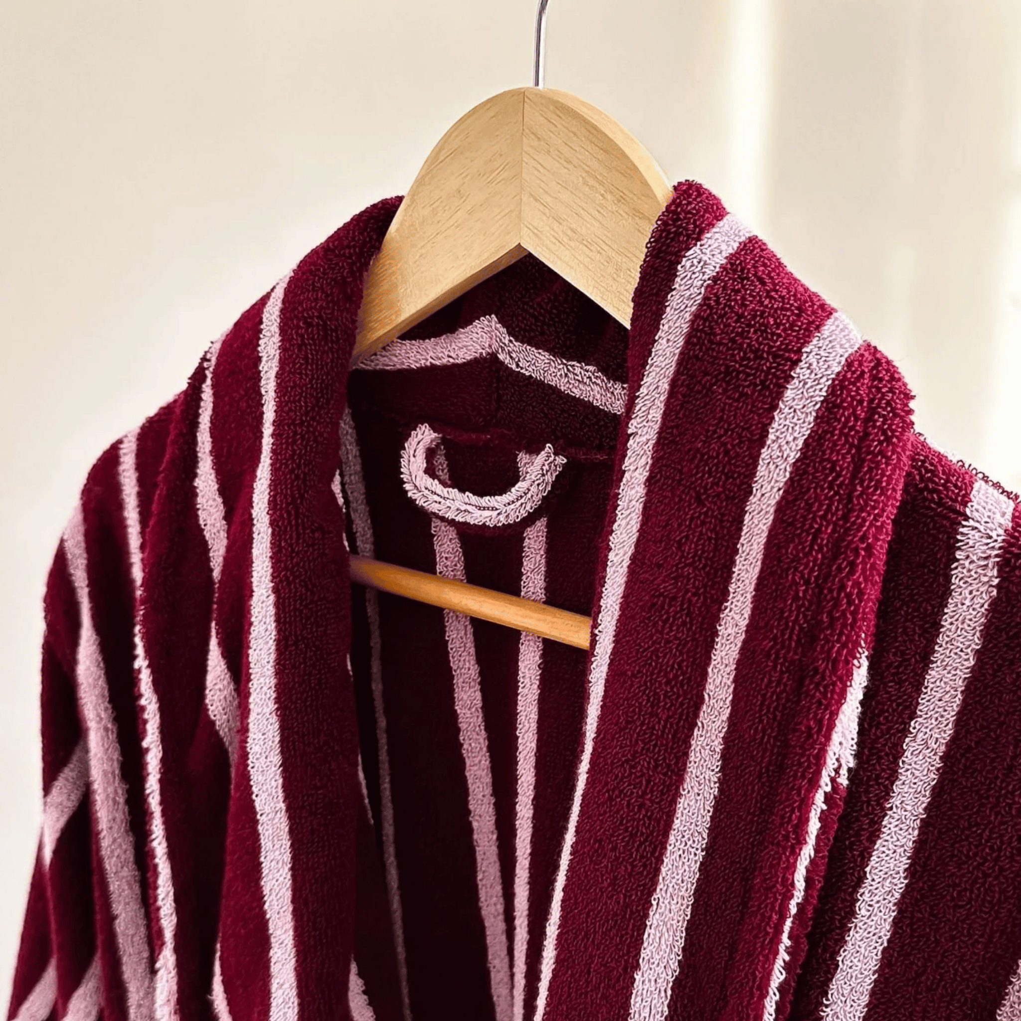 Dvelge Organic Jacquard Cotton Bathrobe Spa Grade, Robes, Stripe