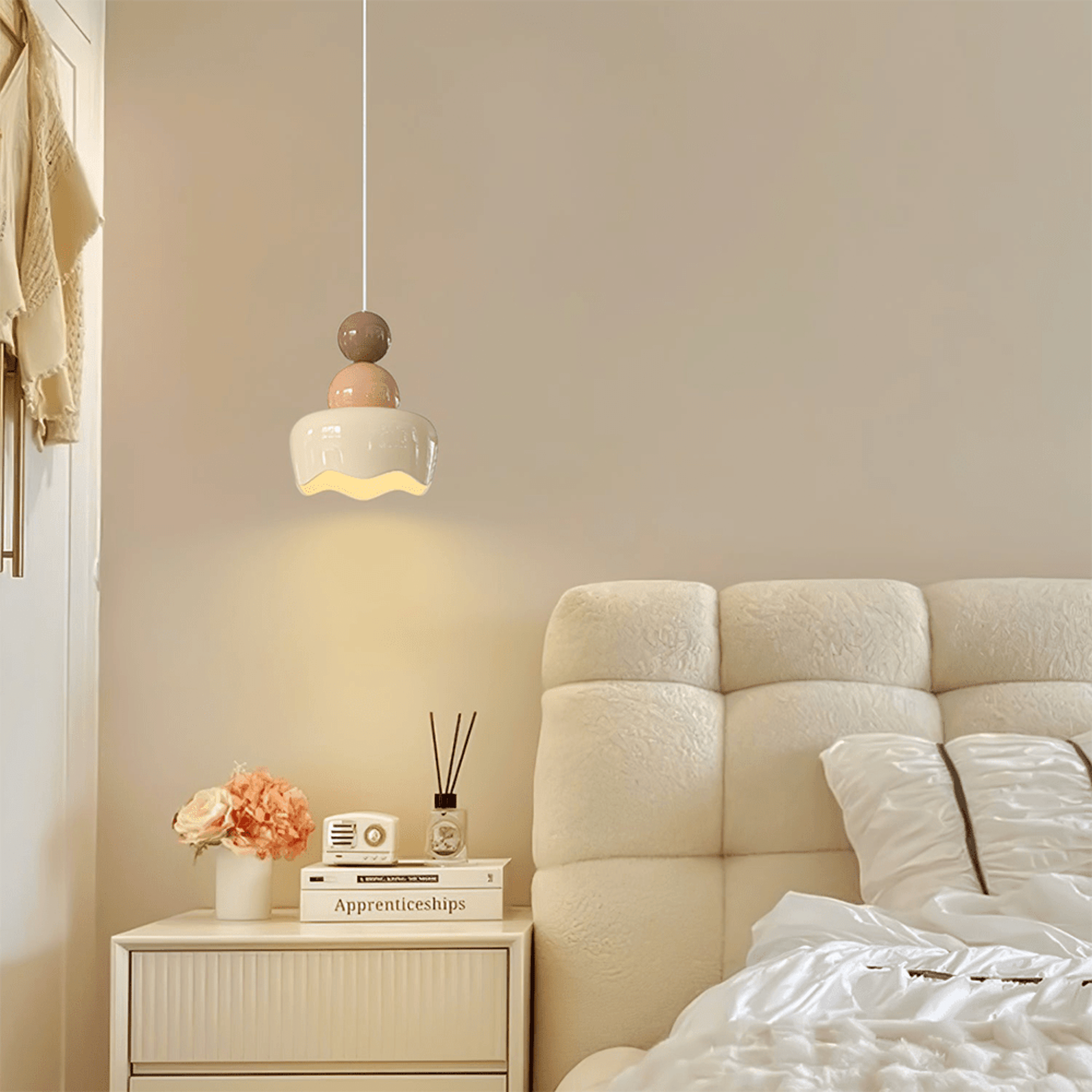 Cream Resin Glass Pendant Light for Bedroom Decor, Ceiling Fixtures, Ljuva