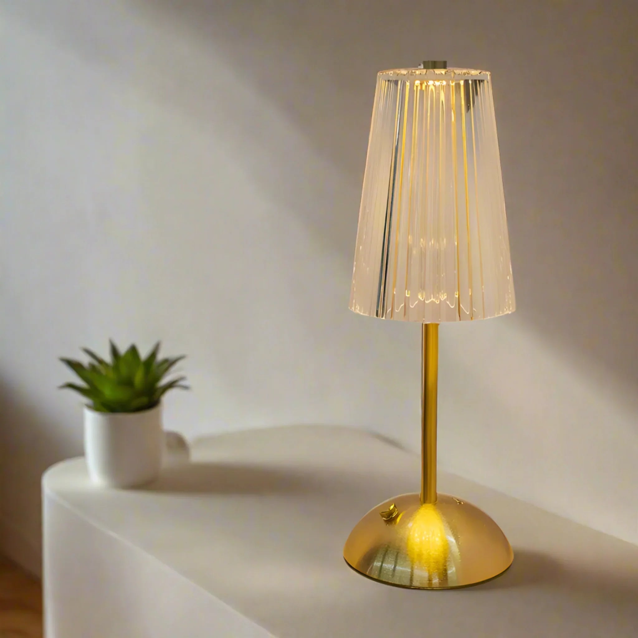 Rechargeable Crystal Table Lamp with Touch Control, Tower, Lamps, Lysglass Dimmable Cordless