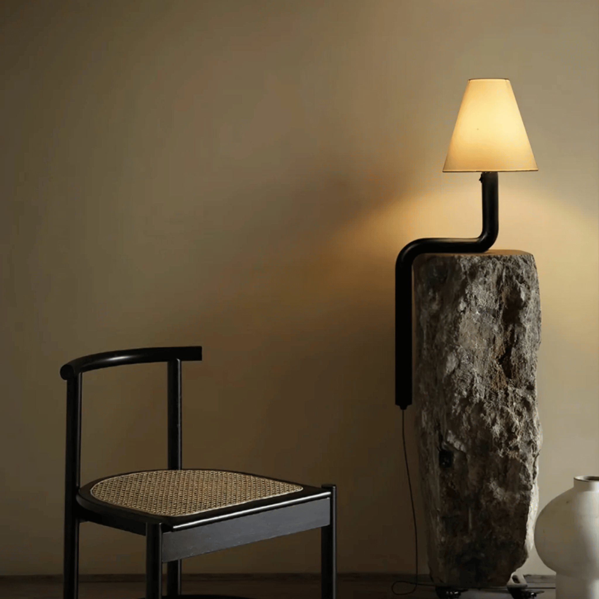 Varma Artisan Solid Wood Table Lamp Warm LED Light, Black, Lamps, Nordic