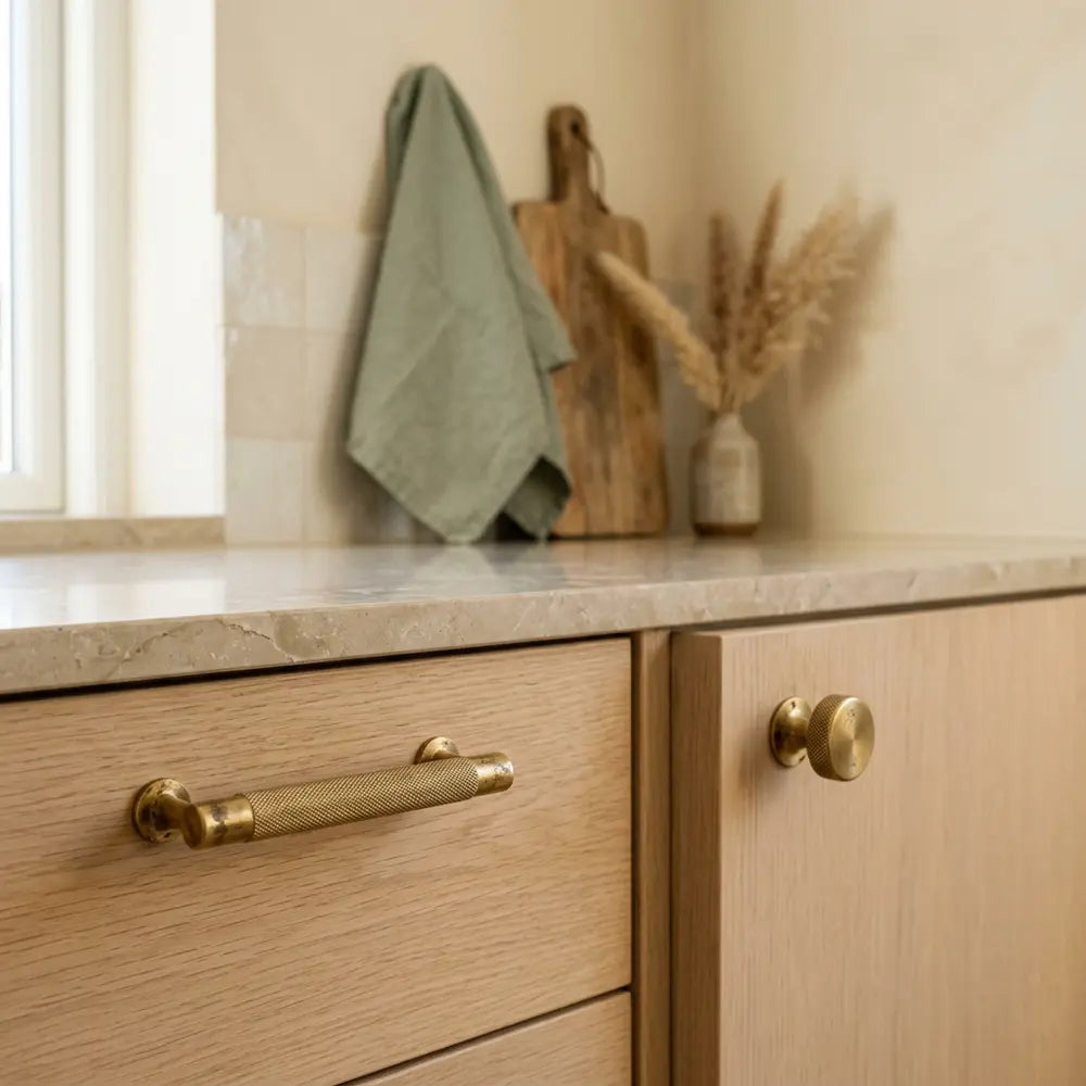 cabinet-hardware