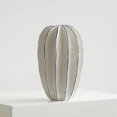 Translation missing: de.Blomra Sculptural Porcelain Vase for Nordic Decor, Vases, Handcrafted