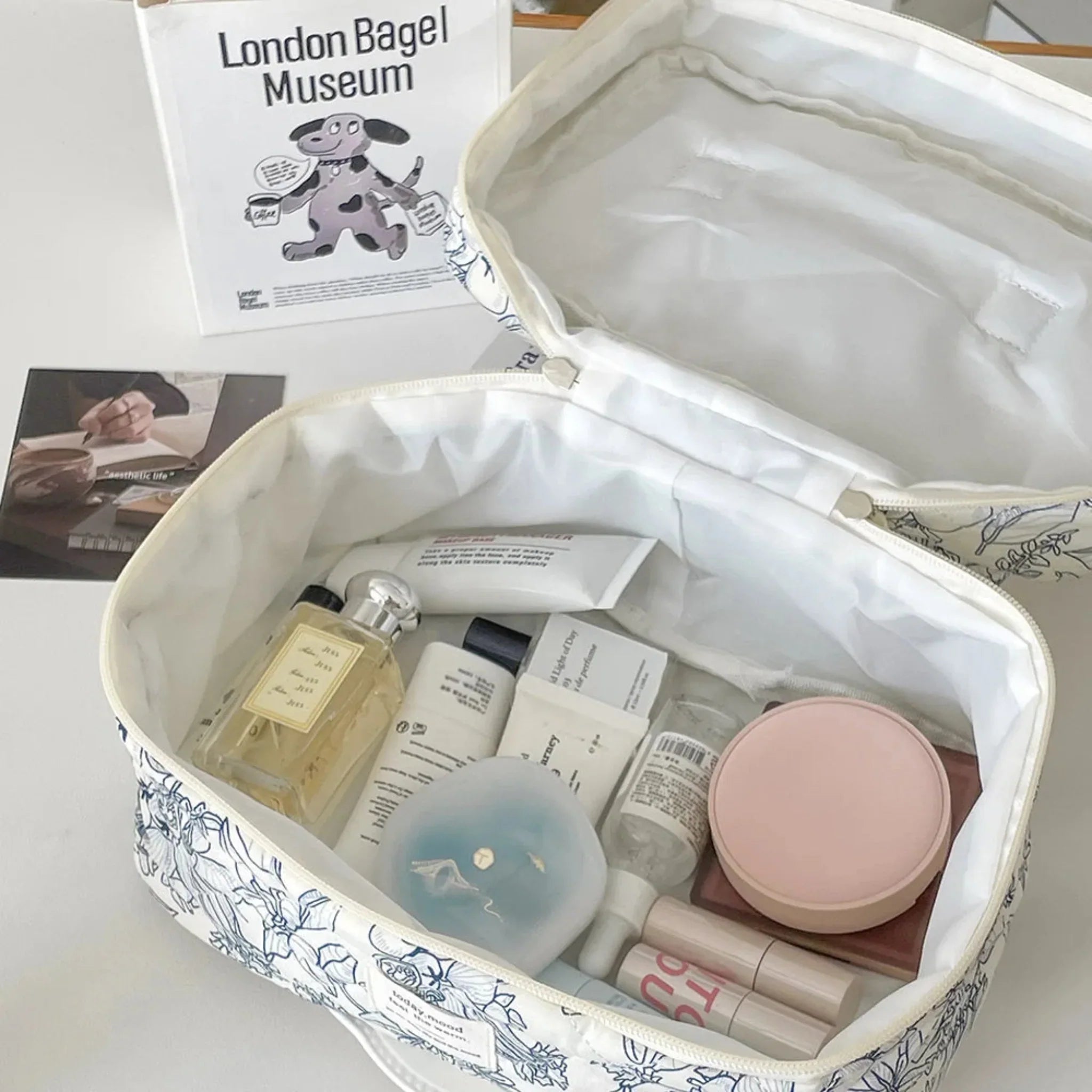Vintage Floral Quilted Makeup Bag Set 4-Piece, Bags, Blomva
