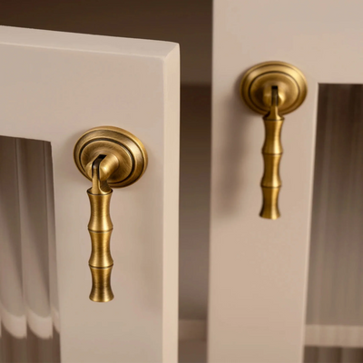 Translation missing: de.Solid Antique Brass Drawer Pulls Mid-Century Style, Cabinet Knobs & Handles, Driva