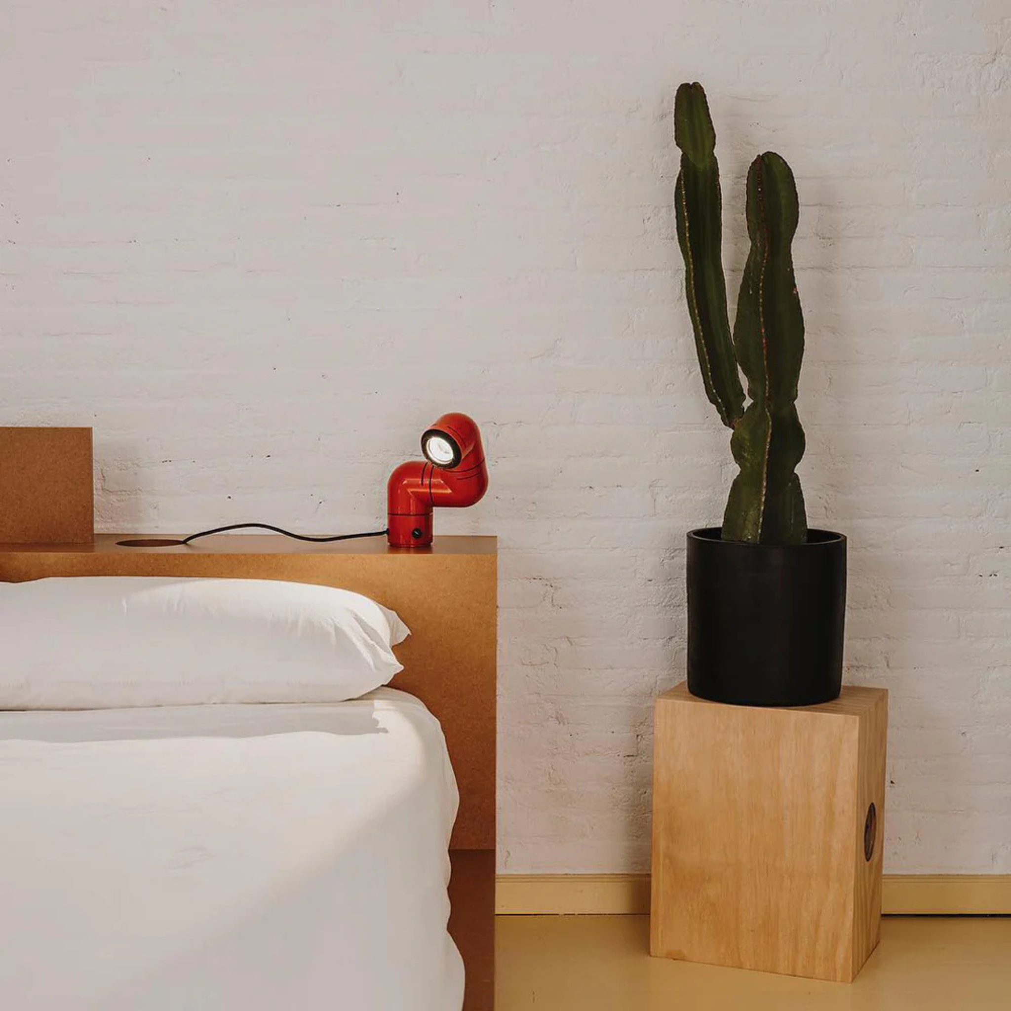 Glödra Art Deco Table Lamp — Nordic Ambient Light, Lamps, with Dual Lighting
