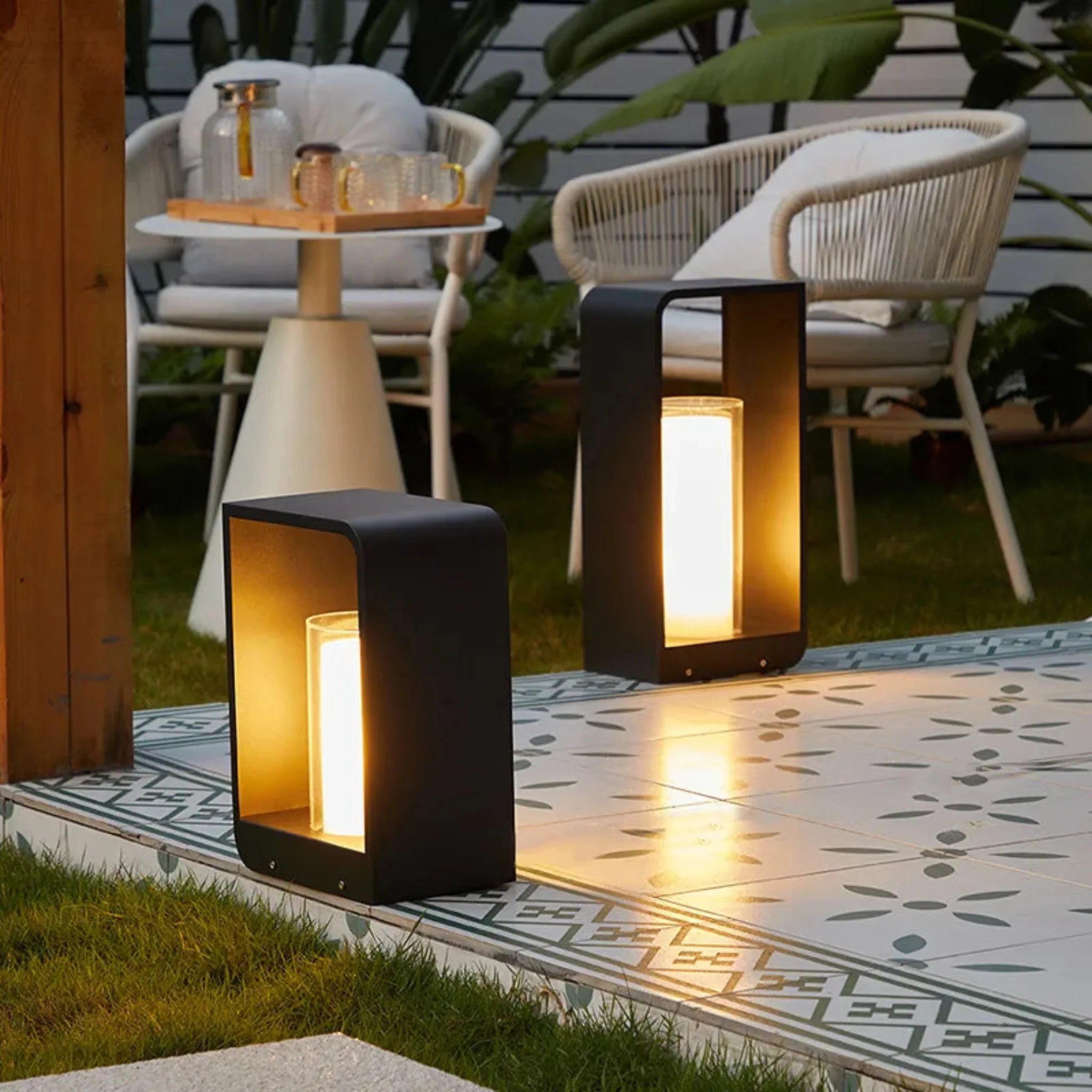 Solar LED Garden Lawn Lamp Outdoor Waterproof Light, Landscape Pathway Lighting, Kvelda