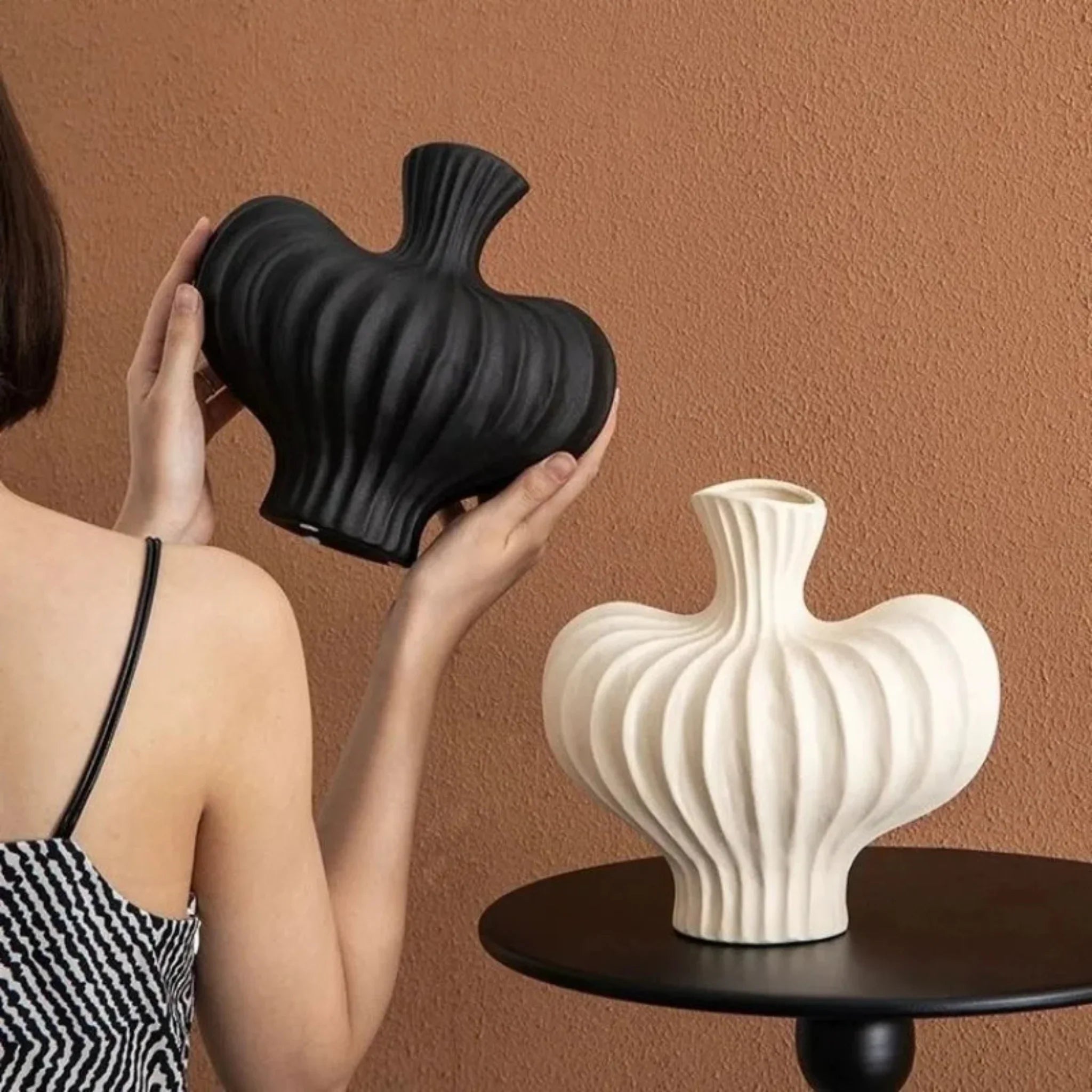 Stilla Ceramic-Look Vase – Modern Minimalist Decor, Vases, Tabletop
